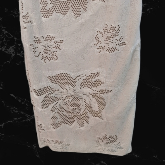 Va Va Voom White Eyelet Off Shoulder Dress size Medium - Picture 8 of 12